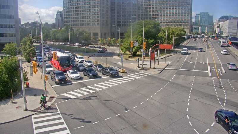 Traffic camera image at 2025-08-24 15:00:21