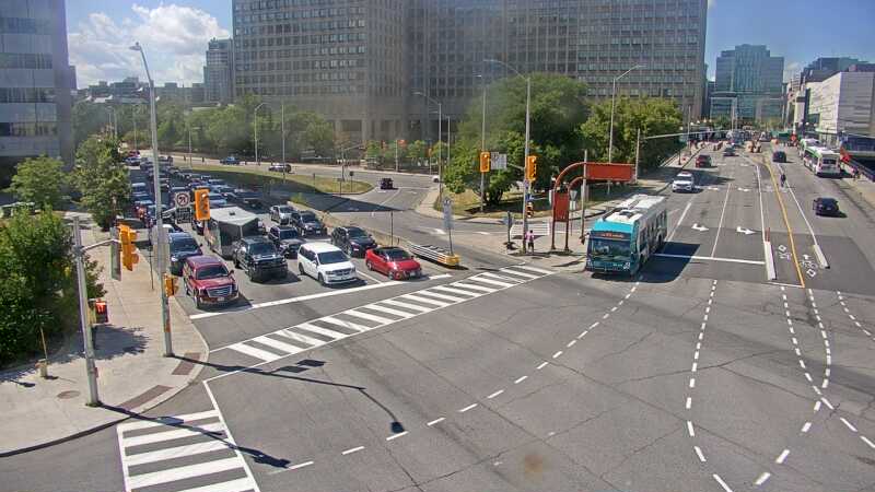 Traffic camera image at 2025-08-24 15:40:18