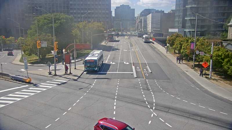 Traffic camera image at 2025-09-14 17:25:17