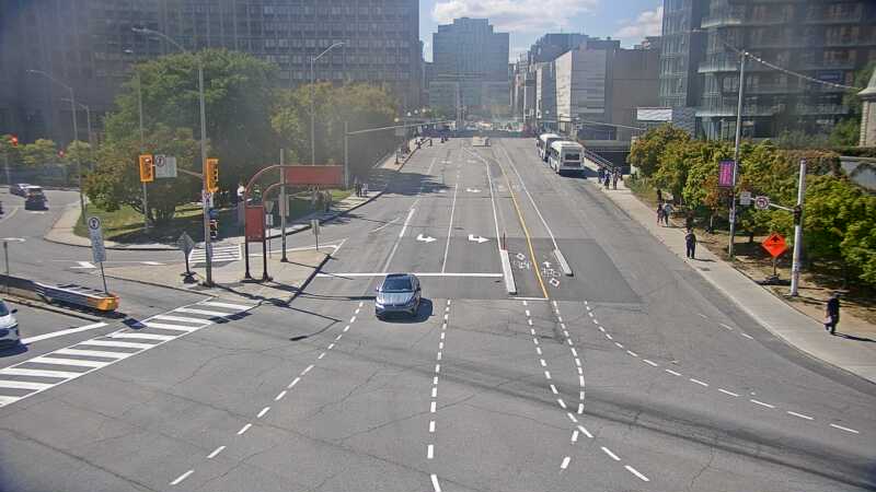 Traffic camera image at 2025-09-14 17:30:17