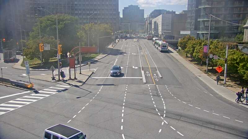 Traffic camera image at 2025-09-14 17:45:20