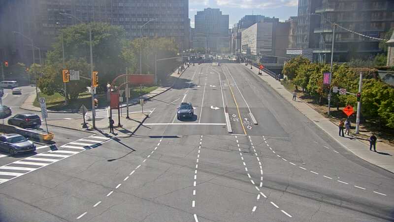 Traffic camera image at 2025-09-14 18:05:18