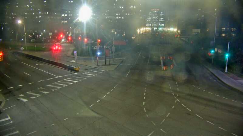 Traffic camera image at 2025-05-09 06:10:13