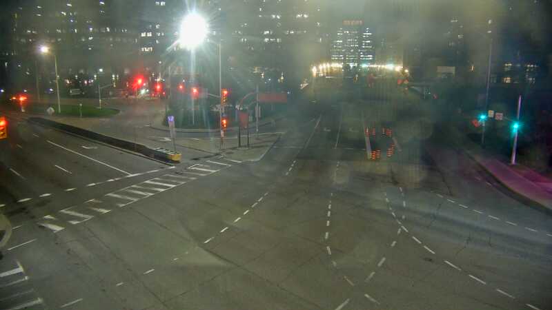 Traffic camera image at 2025-05-09 06:35:56
