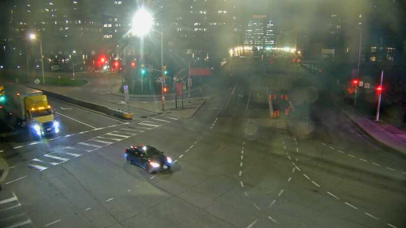 Traffic camera image at 2025-05-09 06:55:24