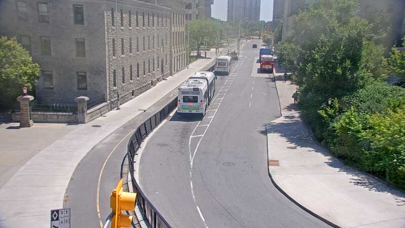 Traffic camera image at 2025-06-30 17:30:28