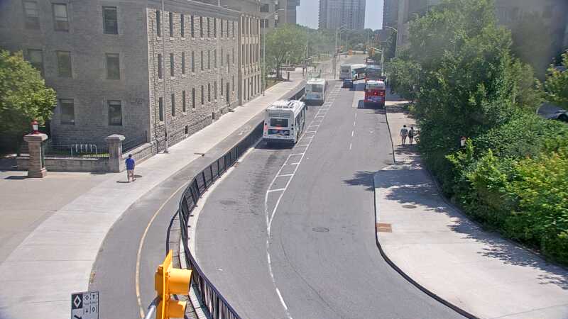 Traffic camera image at 2025-06-30 18:00:18