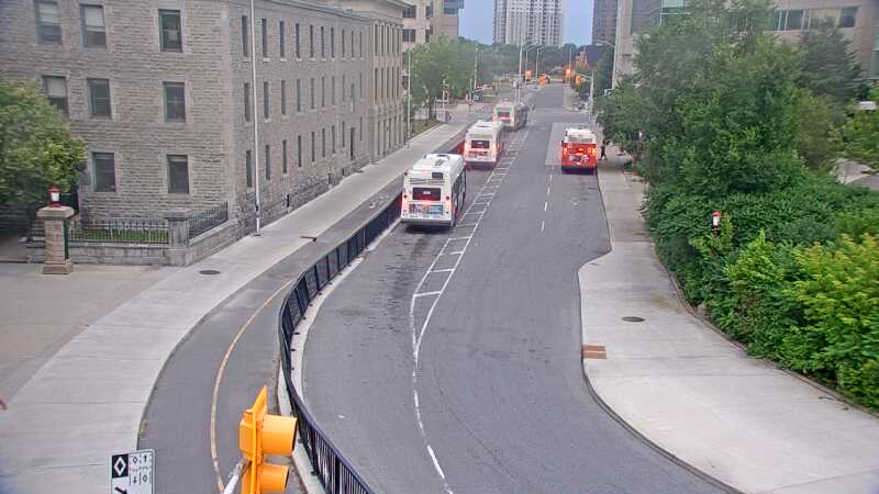 Traffic camera image at 2025-07-01 00:20:16