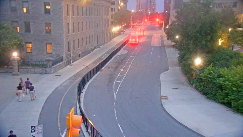 Traffic camera image at 2025-07-01 01:10:28