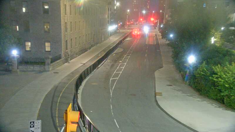 Traffic camera image at 2025-07-01 01:36:53