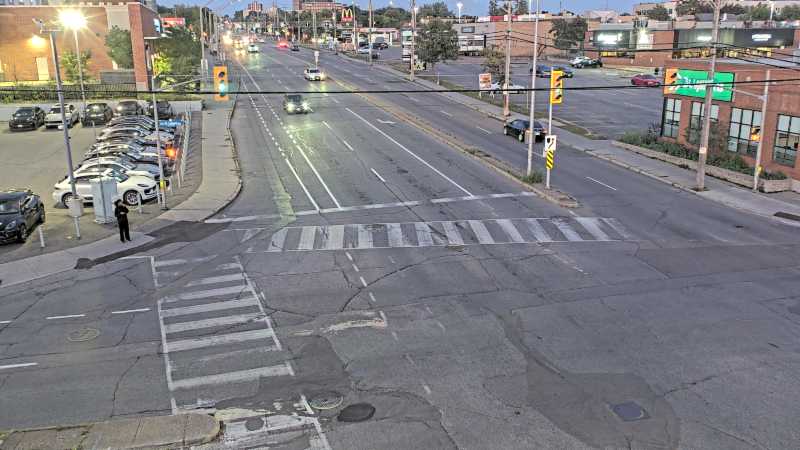 Traffic camera image at 2025-08-31 00:00:42