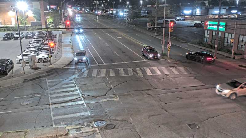 Traffic camera image at 2025-08-31 00:35:16