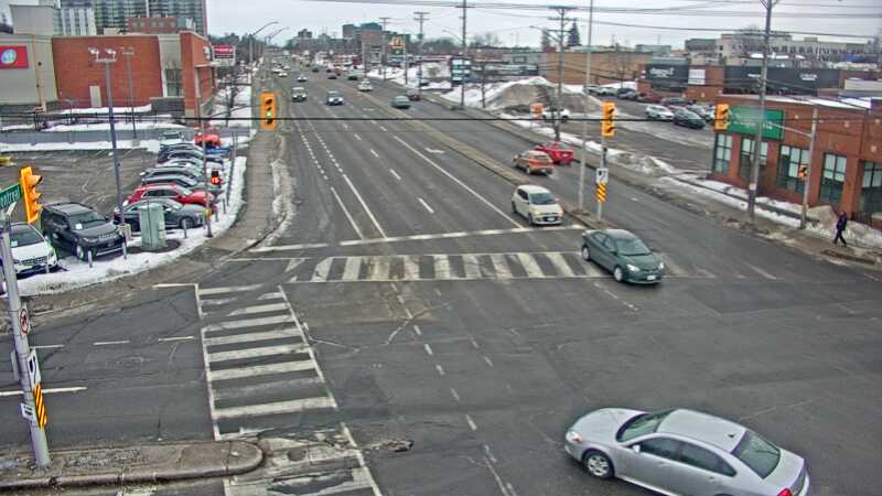 Traffic camera image at 2025-03-09 14:05:24