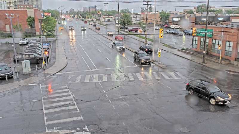 Traffic camera image at 2025-05-30 23:30:29