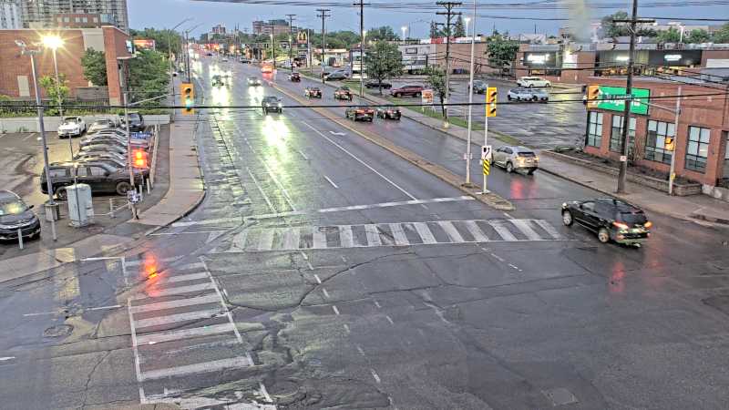 Traffic camera image at 2025-05-31 00:40:24