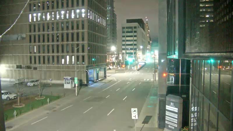 Traffic camera image at 2025-05-09 08:15:18