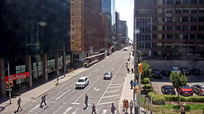 Traffic camera image at 2025-06-30 19:10:26