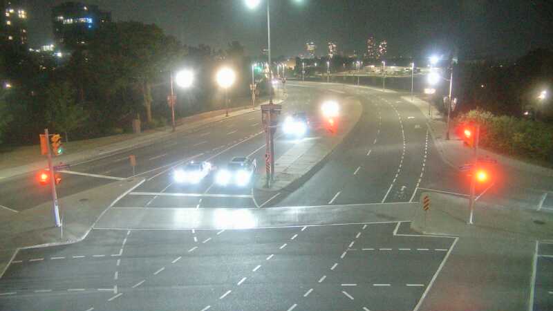 Traffic camera image at 2025-08-04 02:05:16