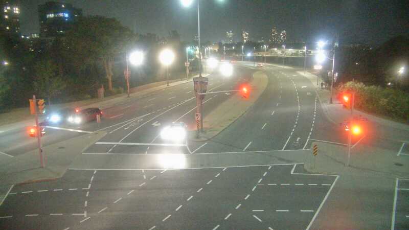 Traffic camera image at 2025-08-04 02:35:19