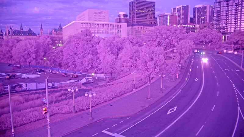 Traffic camera image at 2025-08-25 00:10:18