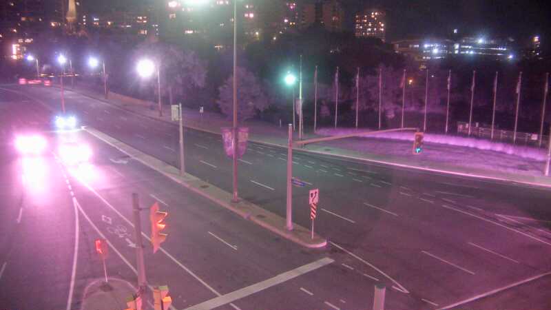 Traffic camera image at 2025-09-14 04:00:23
