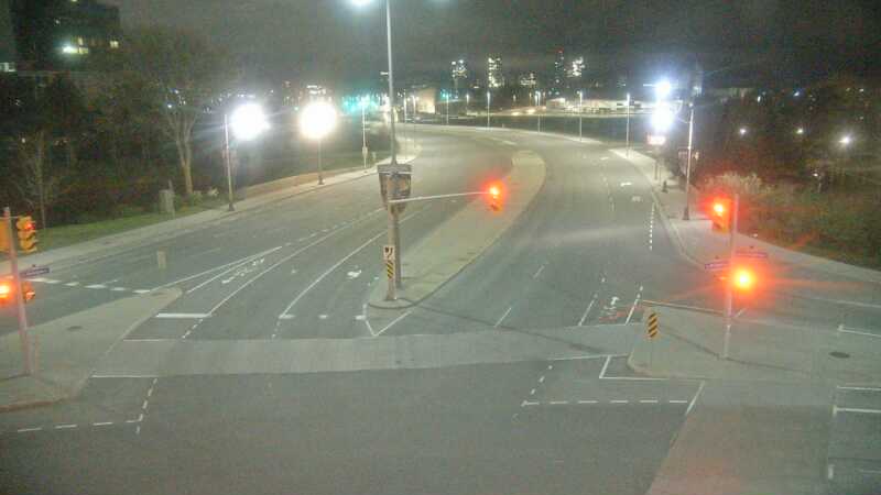 Traffic camera image at 2025-05-09 07:30:15