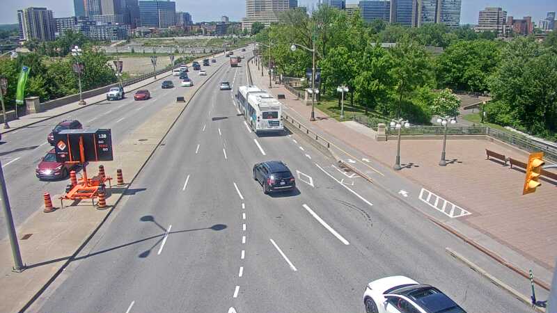 Traffic camera image at 2025-06-30 17:55:18