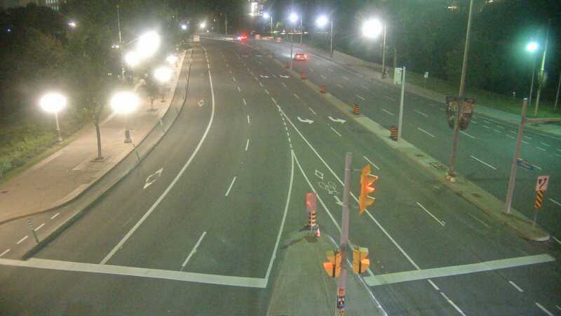 Traffic camera image at 2025-07-12 05:00:16