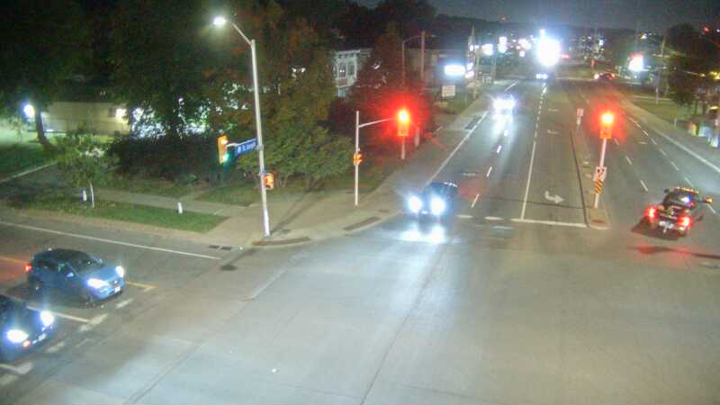 Traffic camera image at 2025-09-18 00:05:23
