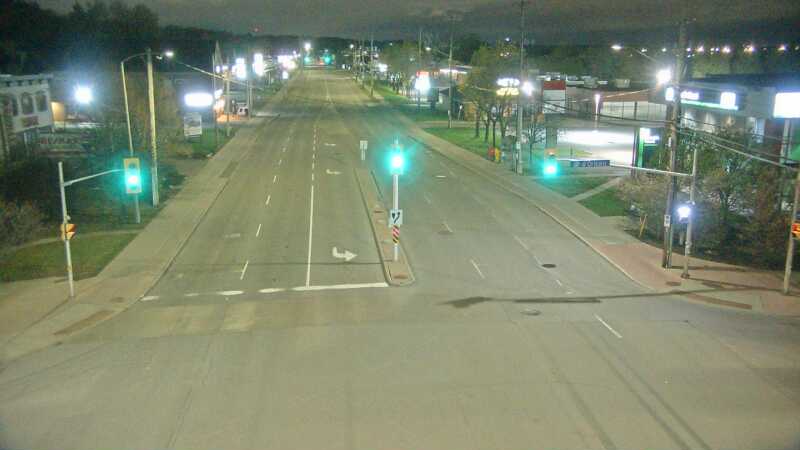 Traffic camera image at 2025-05-09 07:00:18