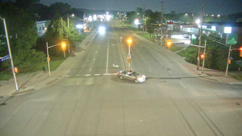 Traffic camera image at 2025-06-08 01:45:50