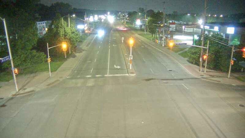 Traffic camera image at 2025-06-08 02:10:52