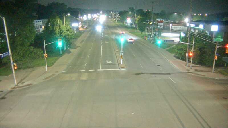 Traffic camera image at 2025-06-08 02:20:48