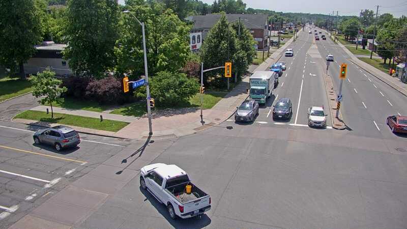 Traffic camera image at 2025-06-30 18:15:16