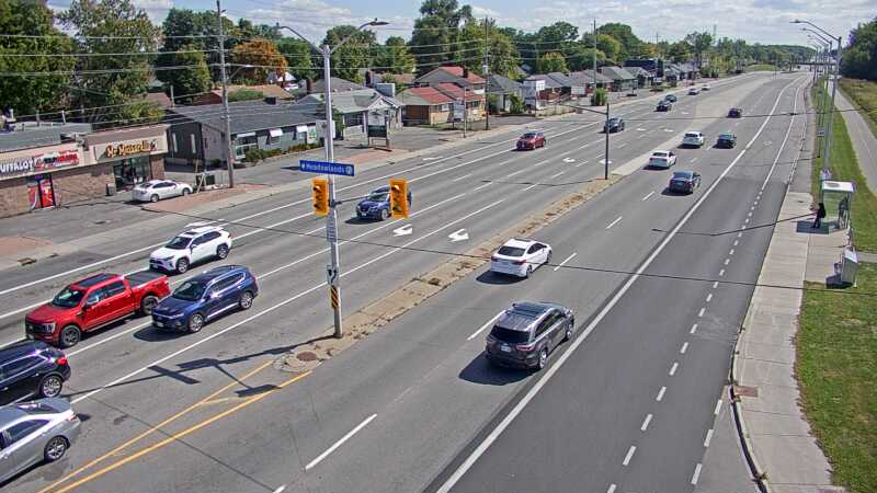 Traffic camera image at 2025-09-14 17:25:18