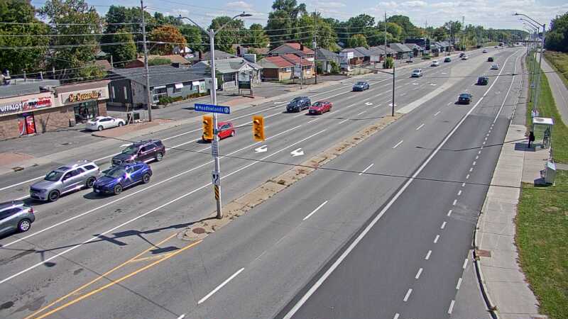Traffic camera image at 2025-09-14 17:35:19