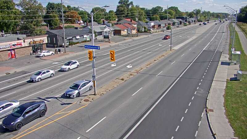 Traffic camera image at 2025-09-14 18:20:18