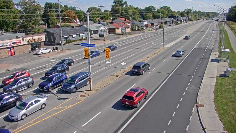 Traffic camera image at 2025-09-14 18:25:18