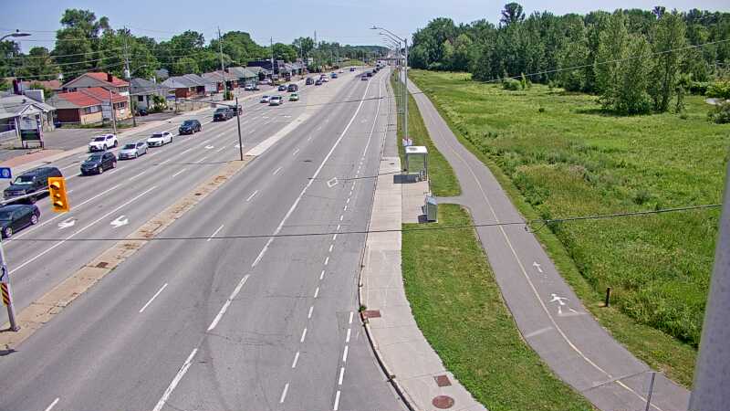 Traffic camera image at 2025-06-30 18:15:16