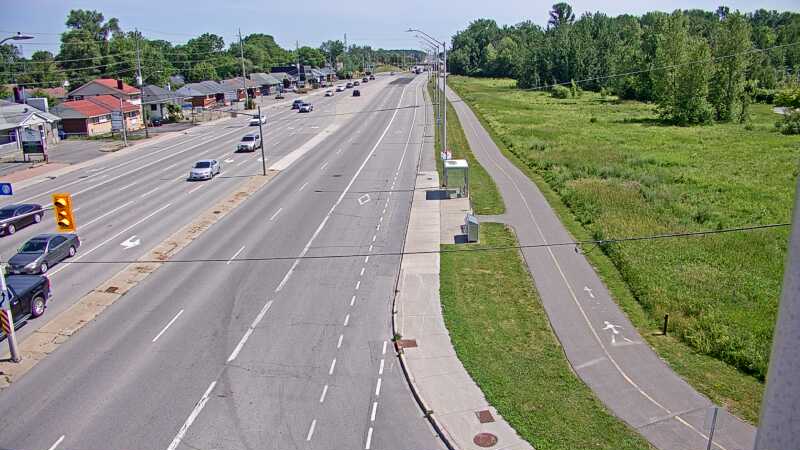Traffic camera image at 2025-06-30 18:55:22