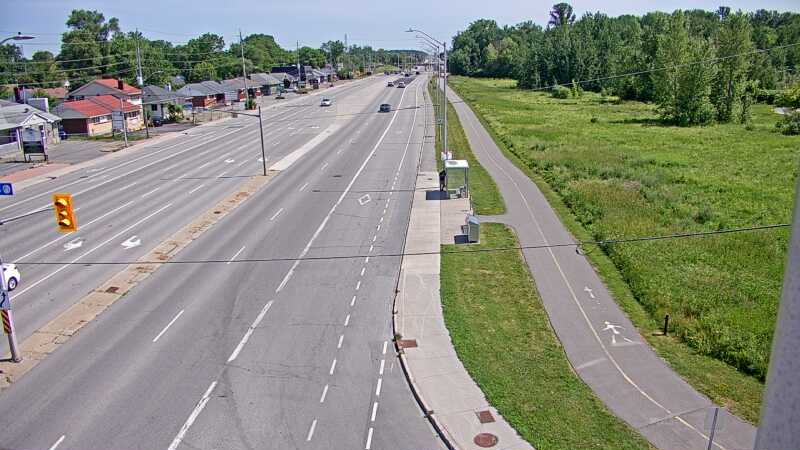 Traffic camera image at 2025-06-30 19:00:22