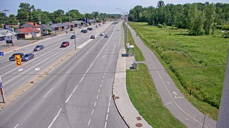 Traffic camera image at 2025-06-30 19:05:19