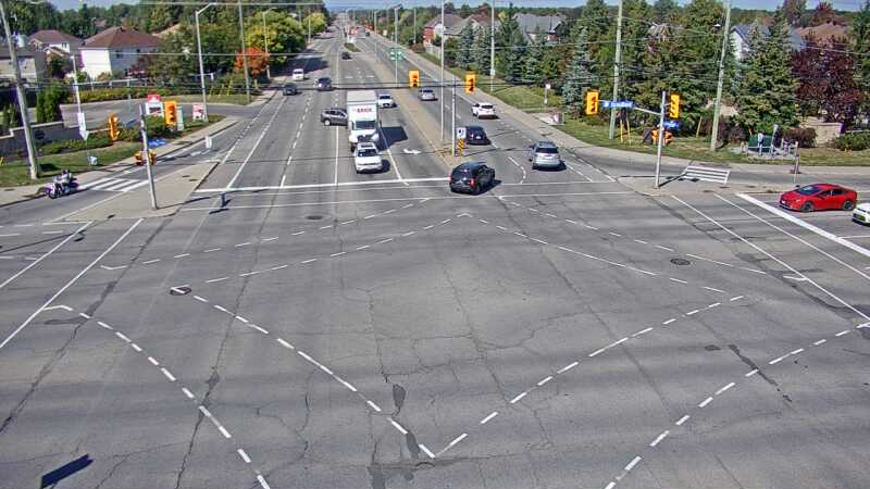 Traffic camera image at 2025-09-14 18:05:20