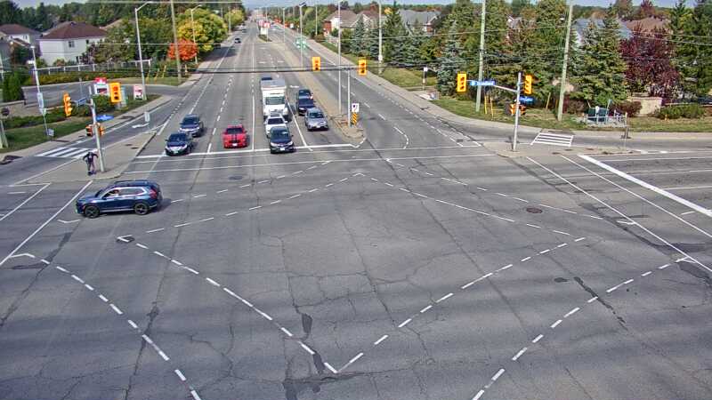 Traffic camera image at 2025-09-18 16:55:25