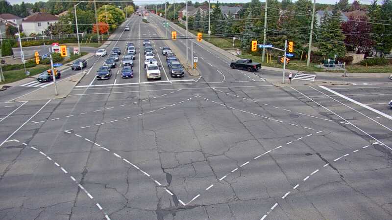 Traffic camera image at 2025-09-18 17:05:23