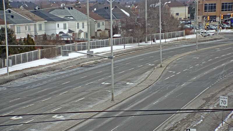 Traffic camera image at 2025-03-09 13:00:17