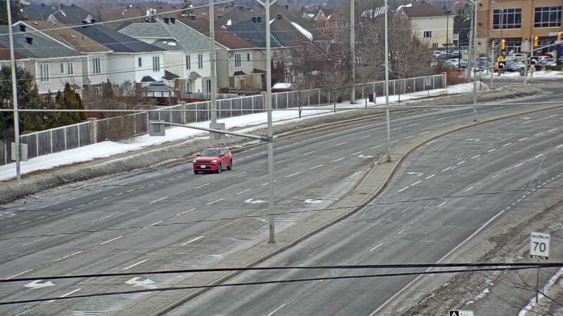 Traffic camera image at 2025-03-09 13:25:15