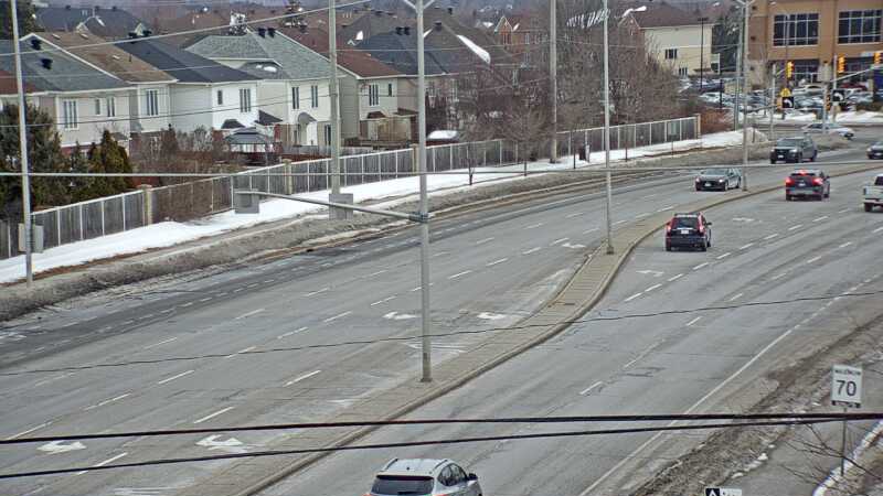 Traffic camera image at 2025-03-09 14:05:25