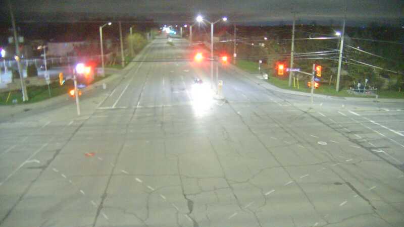 Traffic camera image at 2025-05-09 07:35:54