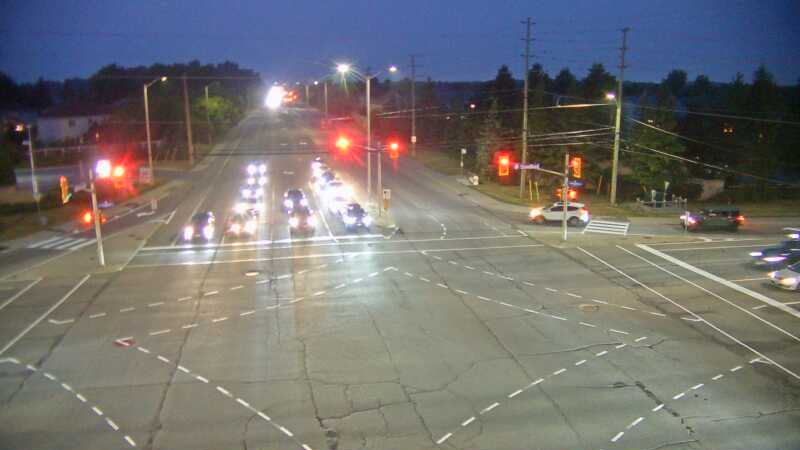 Traffic camera image at 2025-07-31 01:05:24
